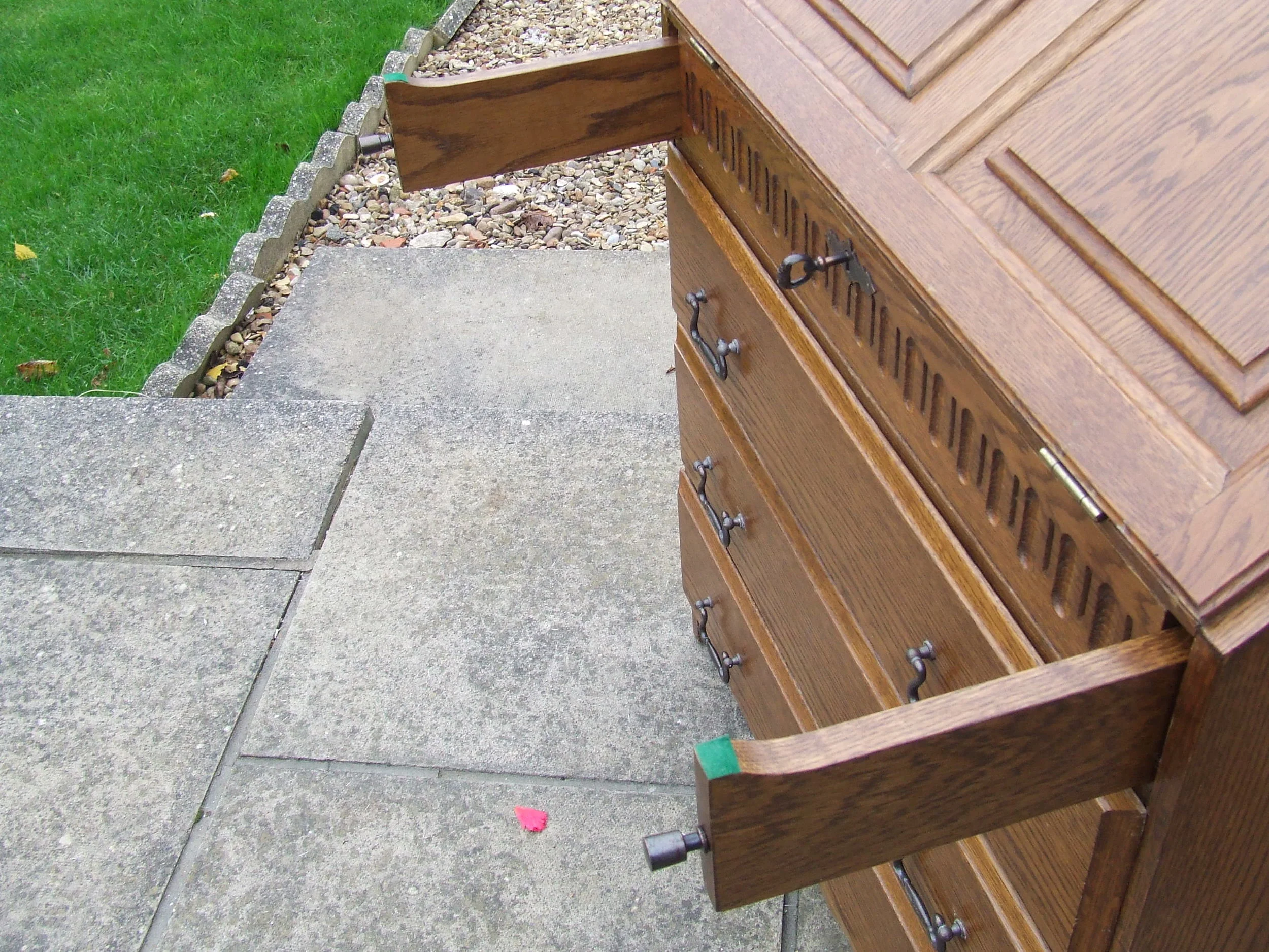 Writing Bureau 4.JPG