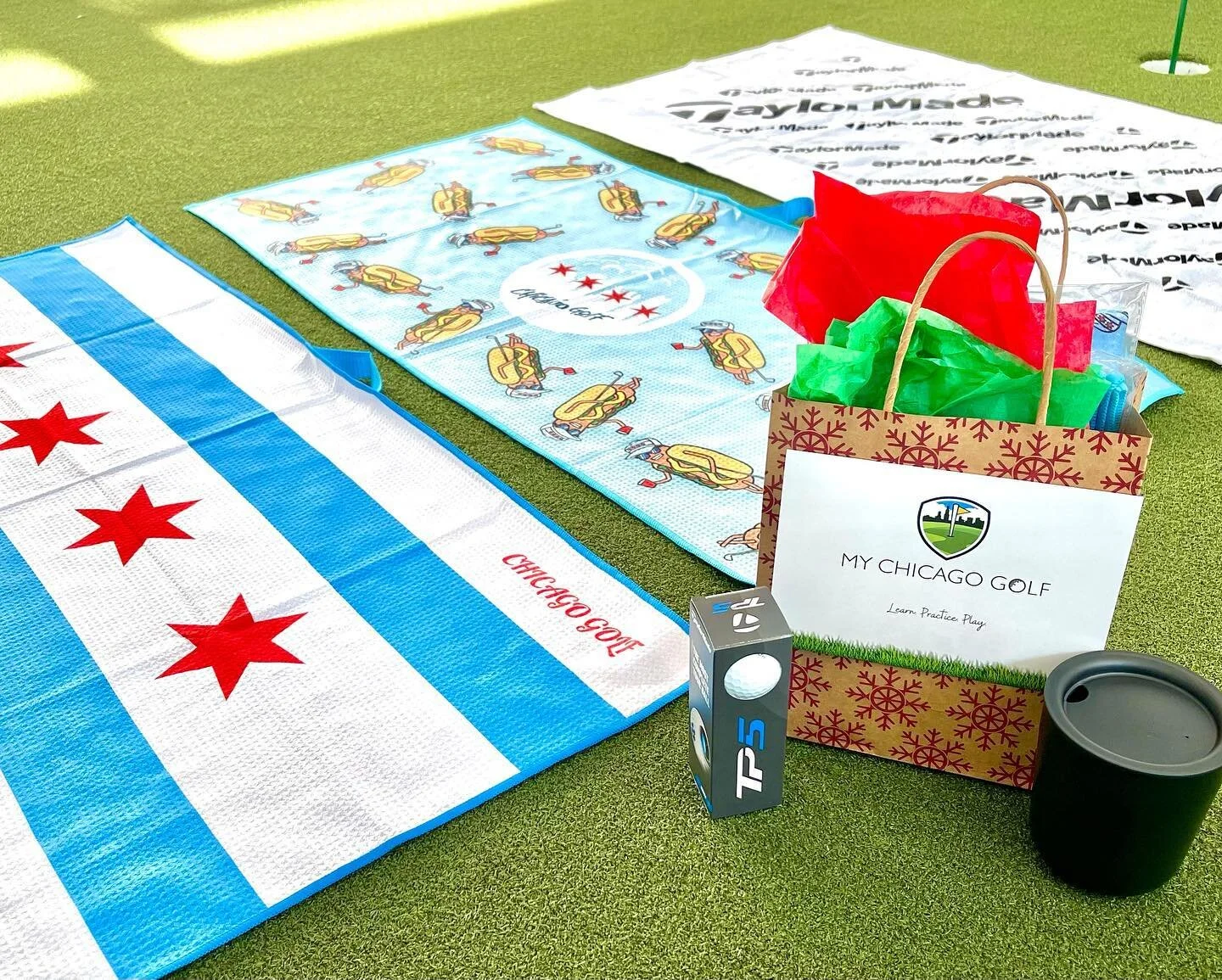 💥HOLIDAY SPECIAL💥 Any purchase of $399 or more receives a FREE Golf Swag Gift Bag! You&rsquo;ll receive a golf towel, sleeve of Taylormade TP5 golf balls and a mug. *Limited supplies last- must pick up in store.