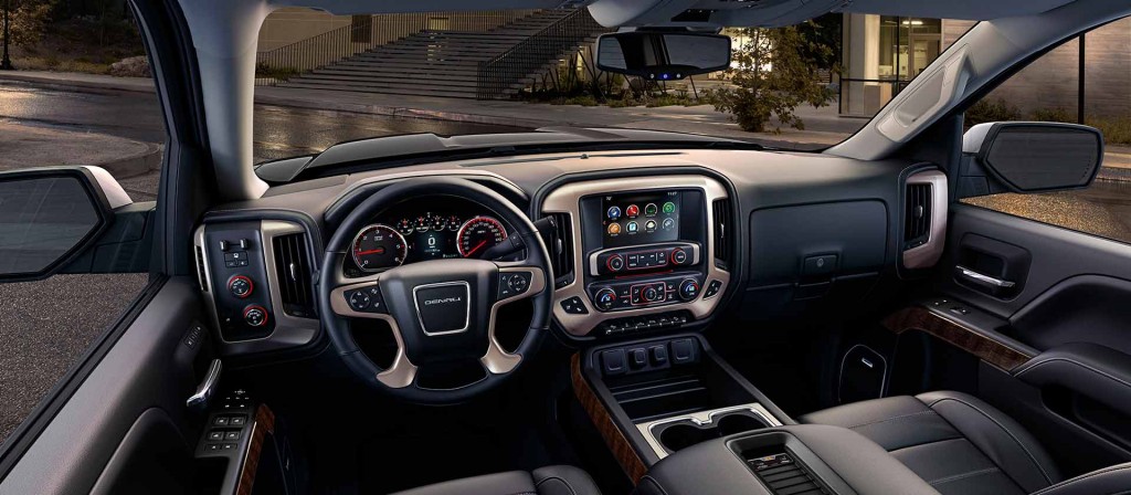 With a heated steering wheel, cooled seats, and Magnetic Ride Control, Sierra 1500 Denali is equipped with every amenity imaginable in a pickup truck.