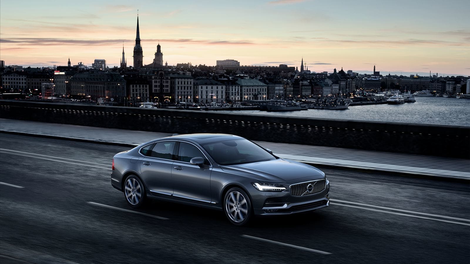 Volvo S90 just oozes understated cool. (source: www.volvocars.us)