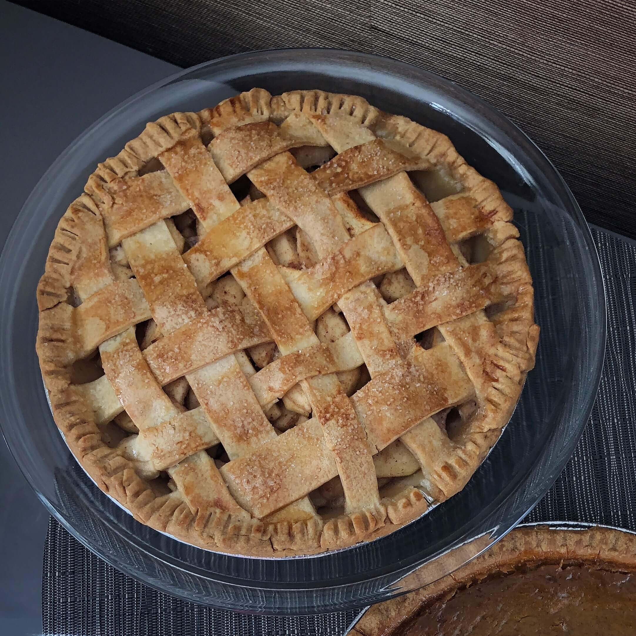 gluten free apple pie with latticework top