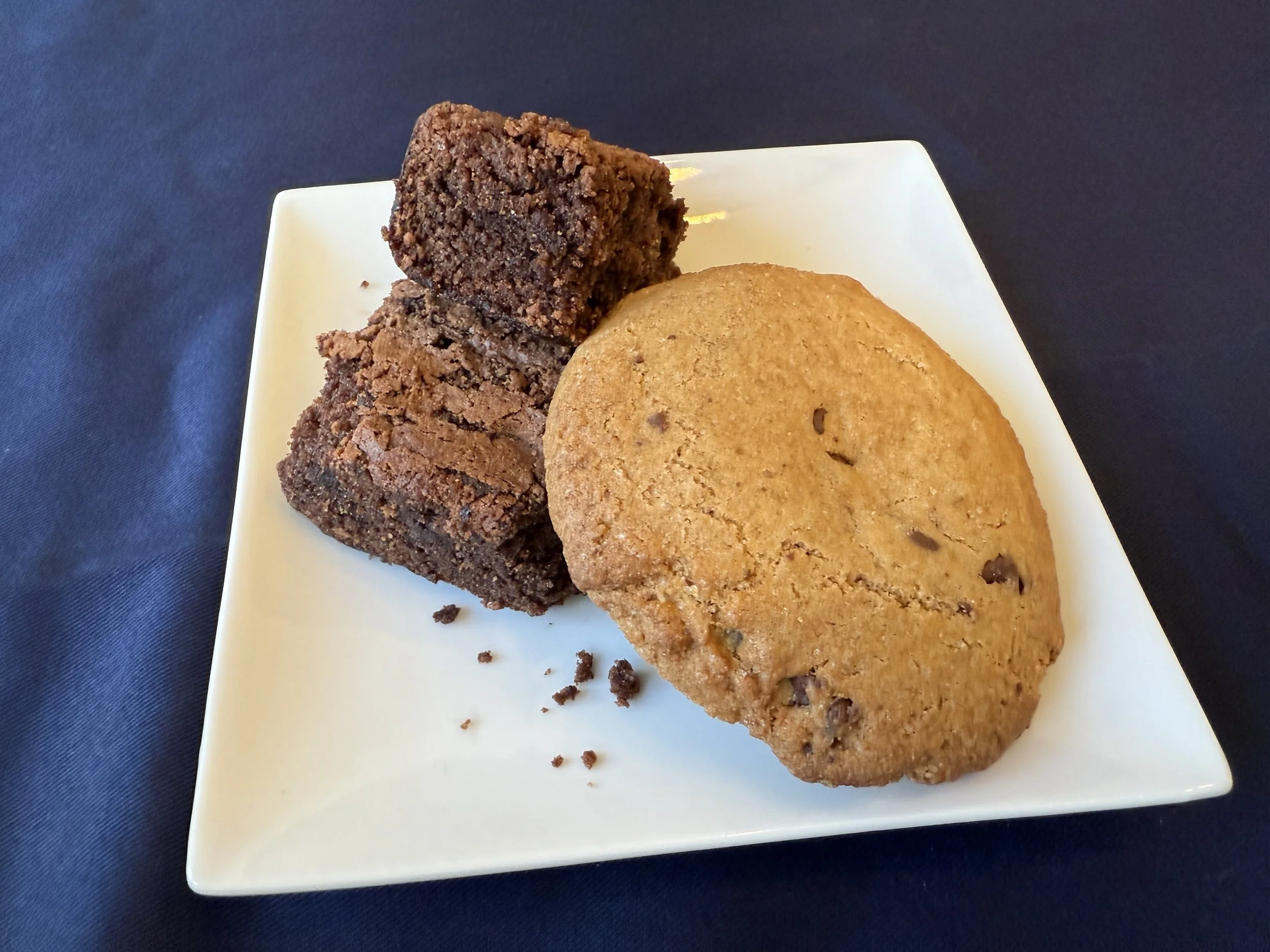 gluten free bliss pastries chocolate chip cookie and brownie