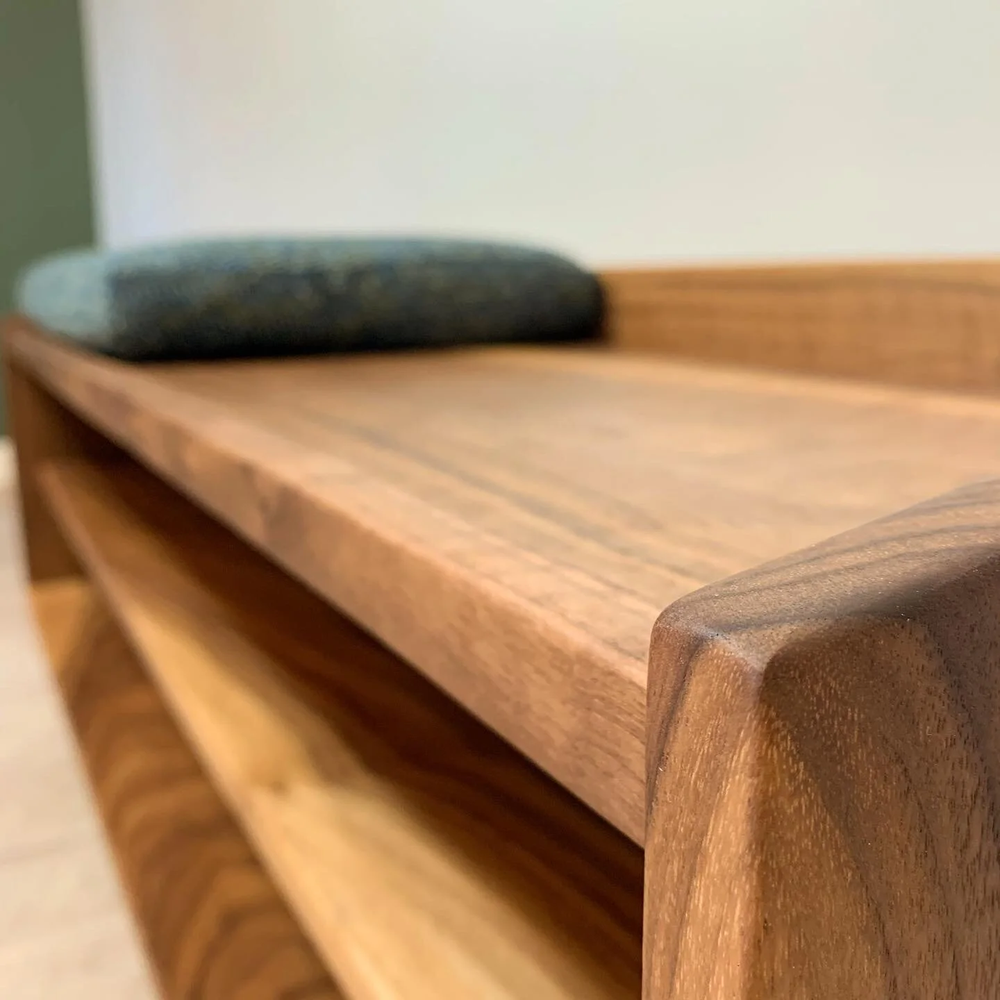 Custom Furniture Bench1.JPG