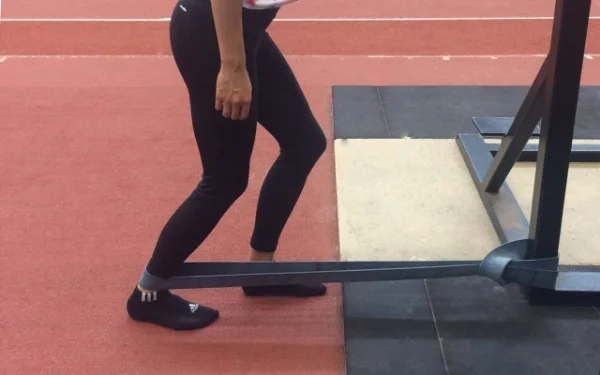 Foot/Ankle Self-Mobilisation Using Heavy Band 