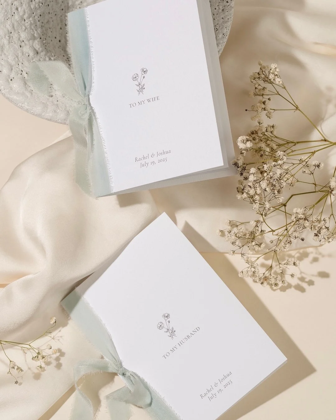 Black Friday, c&rsquo;est parti! 🖤

Comme chaque ann&eacute;e, je vous offre 15 % de rabais sur les produits de ma boutique en ligne. Carnets de v&oelig;ux, cartes personnalis&eacute;es, sceaux de cire et templates &agrave; imprimer!! 

C&rsquo;est 