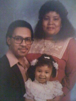 Throwback to '88, my mama preggo with my little brother