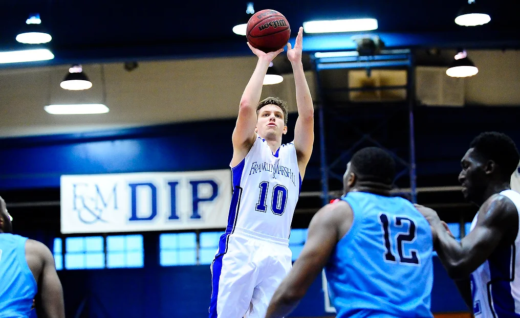 Basketball: Diplomats Fall to Dickinson in CC Semifinal