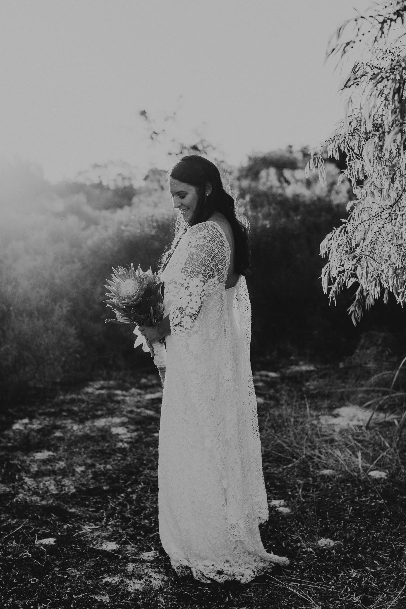 dunsborough-beatuiful-bridge-wedding-photographer