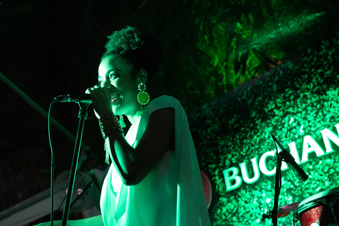 seriously cannot get over Mayra Hurley 's show (click on her name to go to her Youtube channel) 