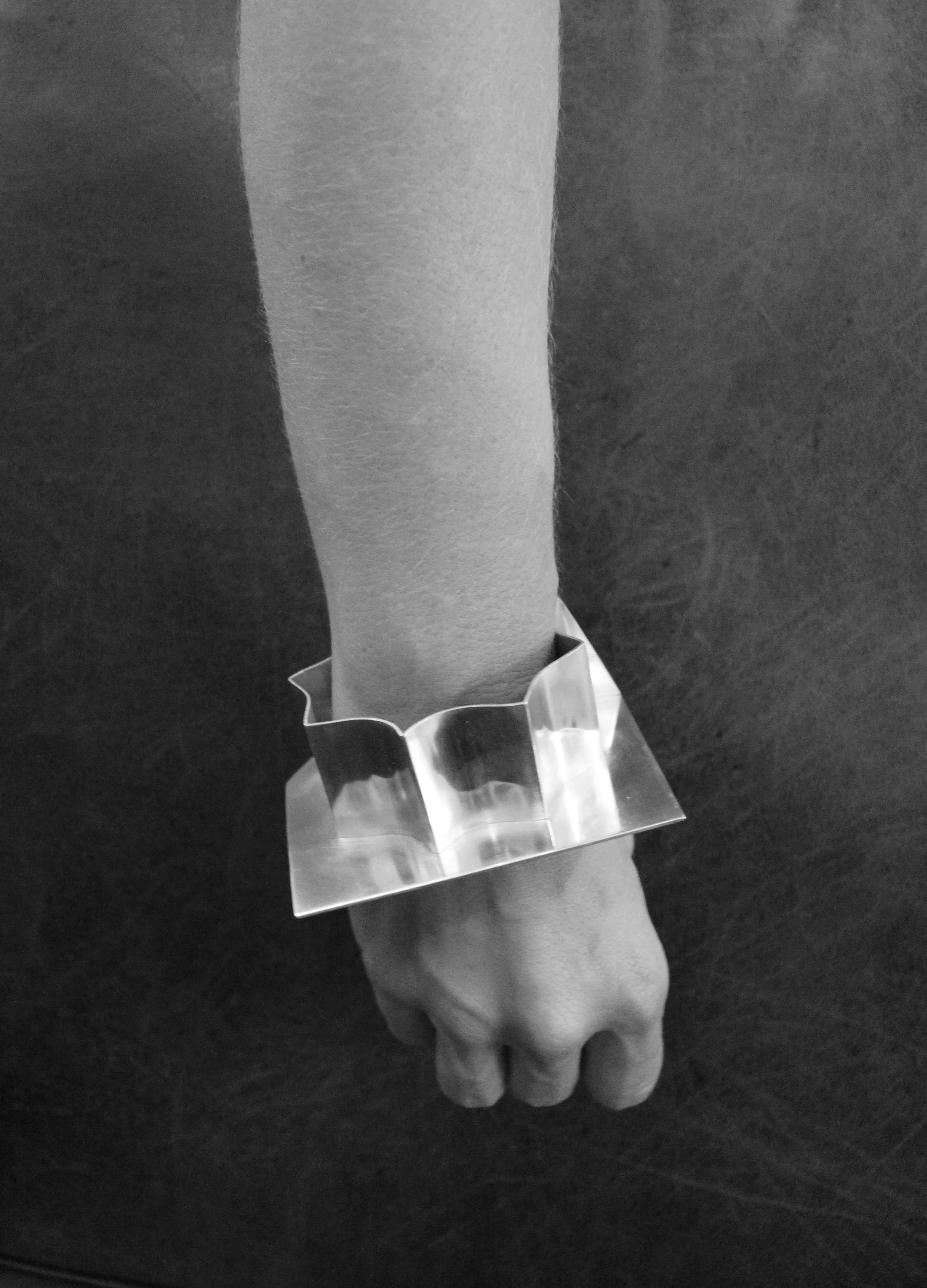 7 shift XL cuff .jpg