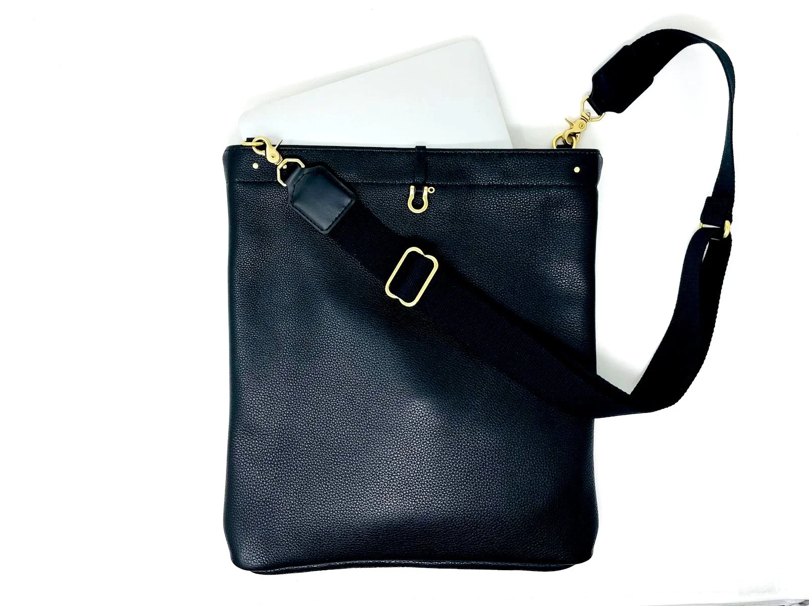 Briefcase---crossbody-bag---leather---black---front---1600.jpg