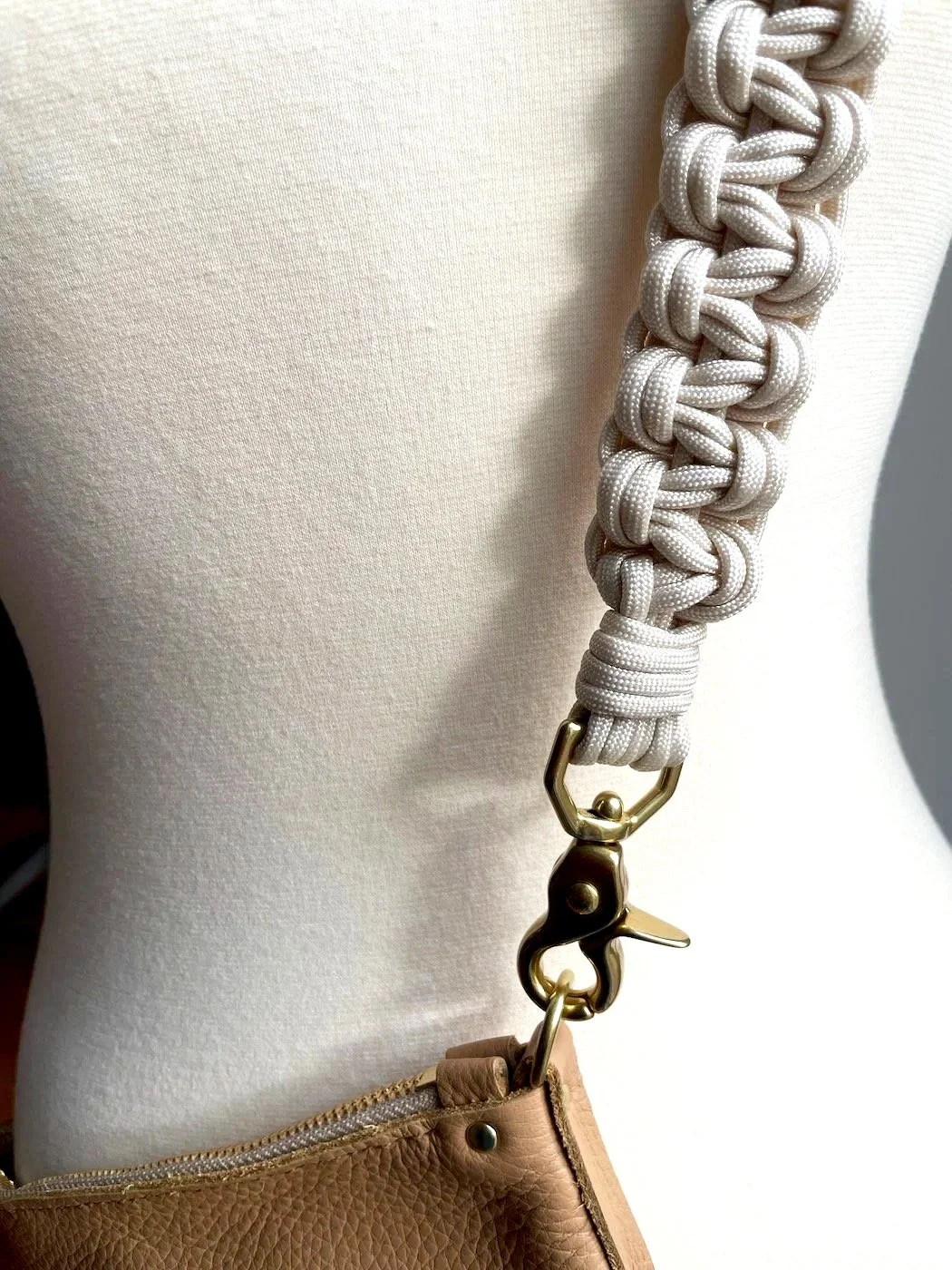 Strap---crossbody---six-strand---macrame---nylon---cream---front---1400.jpg