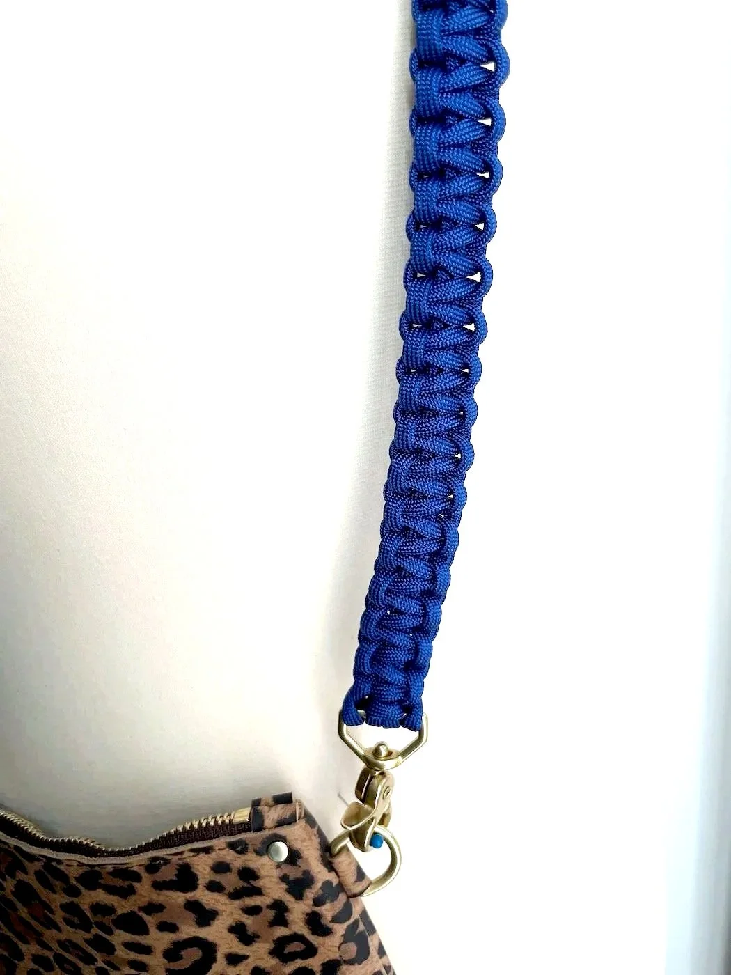 Strap---crossbody---four-strand---macrame---nylon---royal---front---1400.jpg