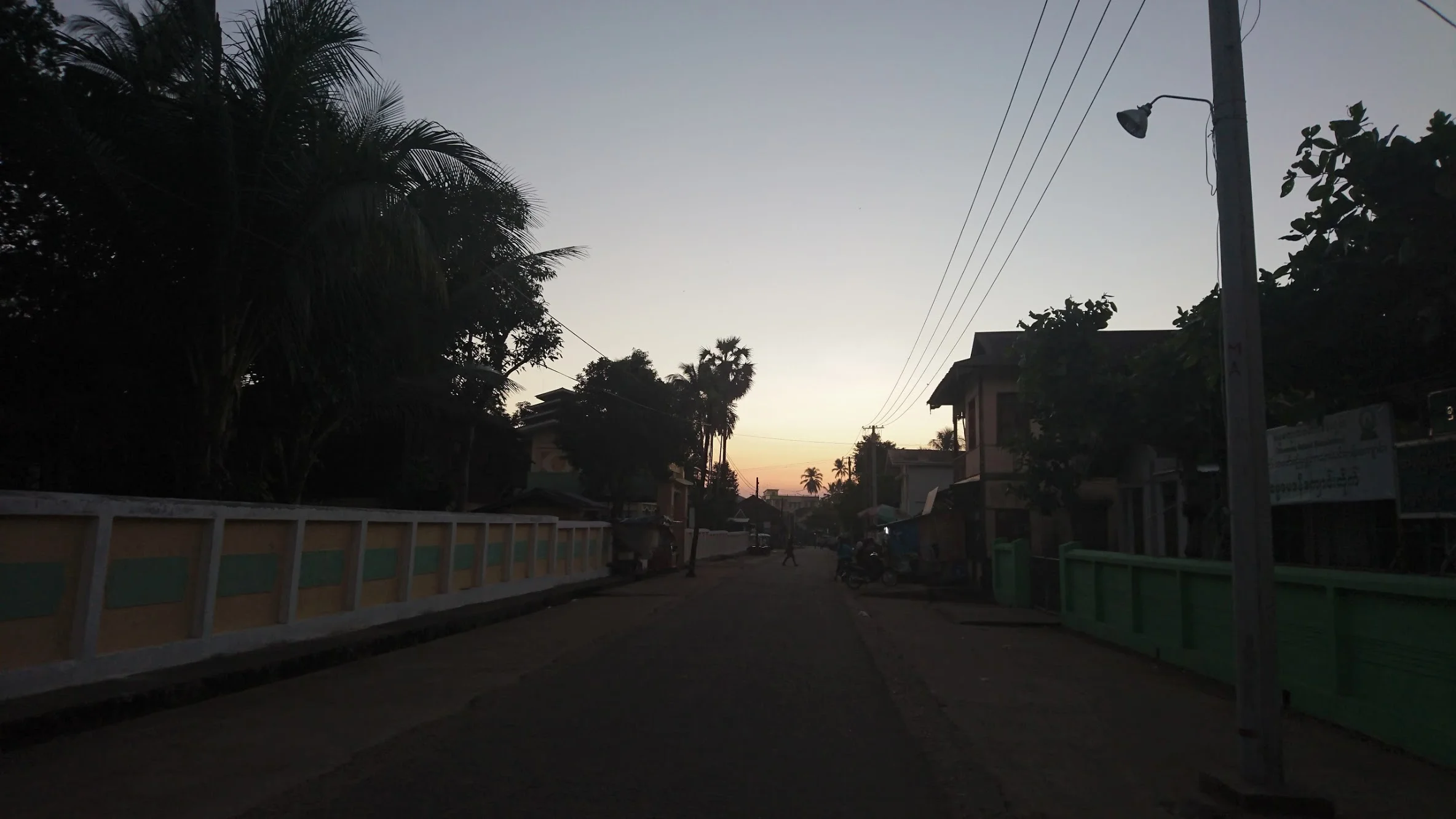 The Town: Thaton