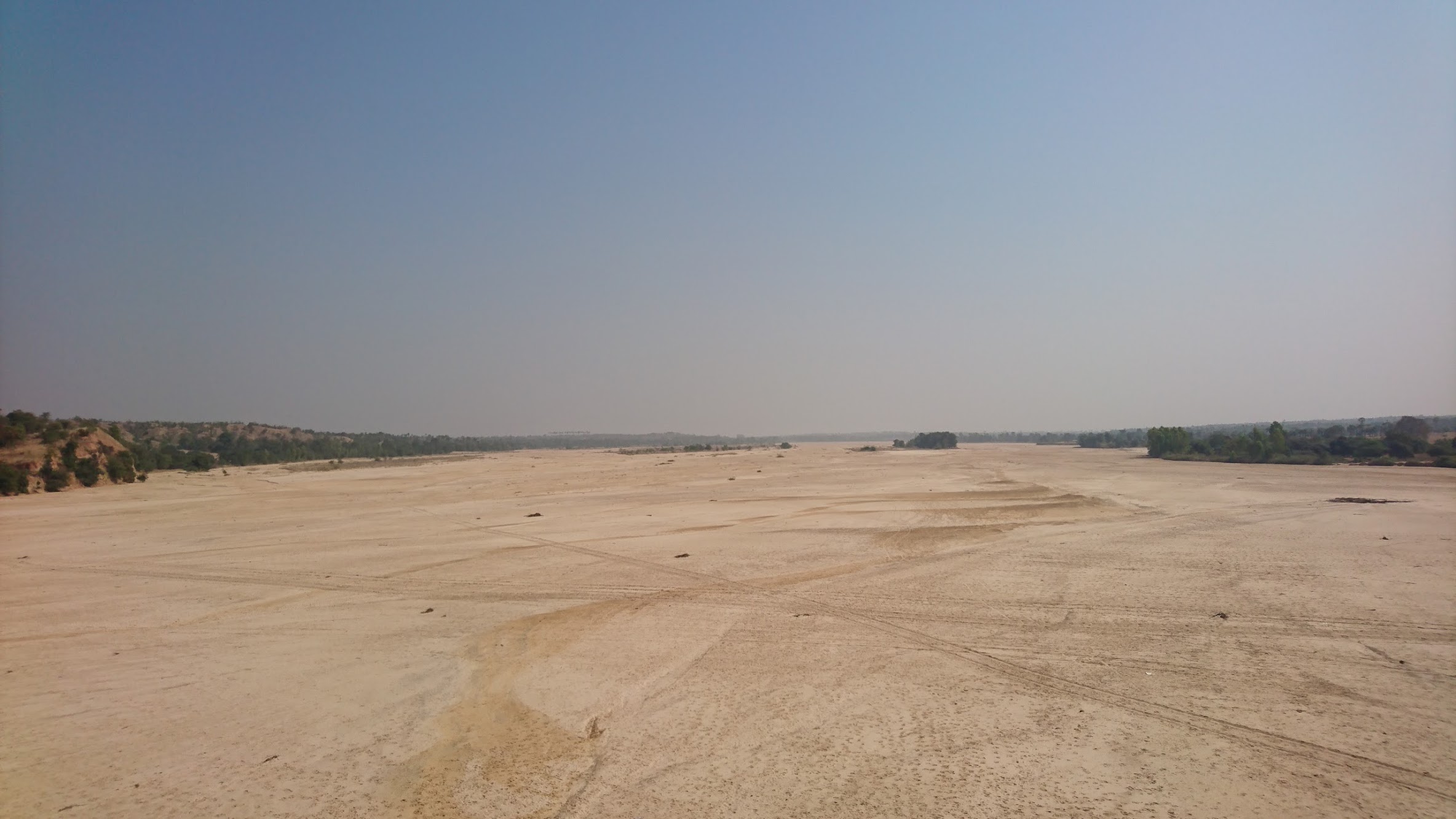 That's a riverbed.