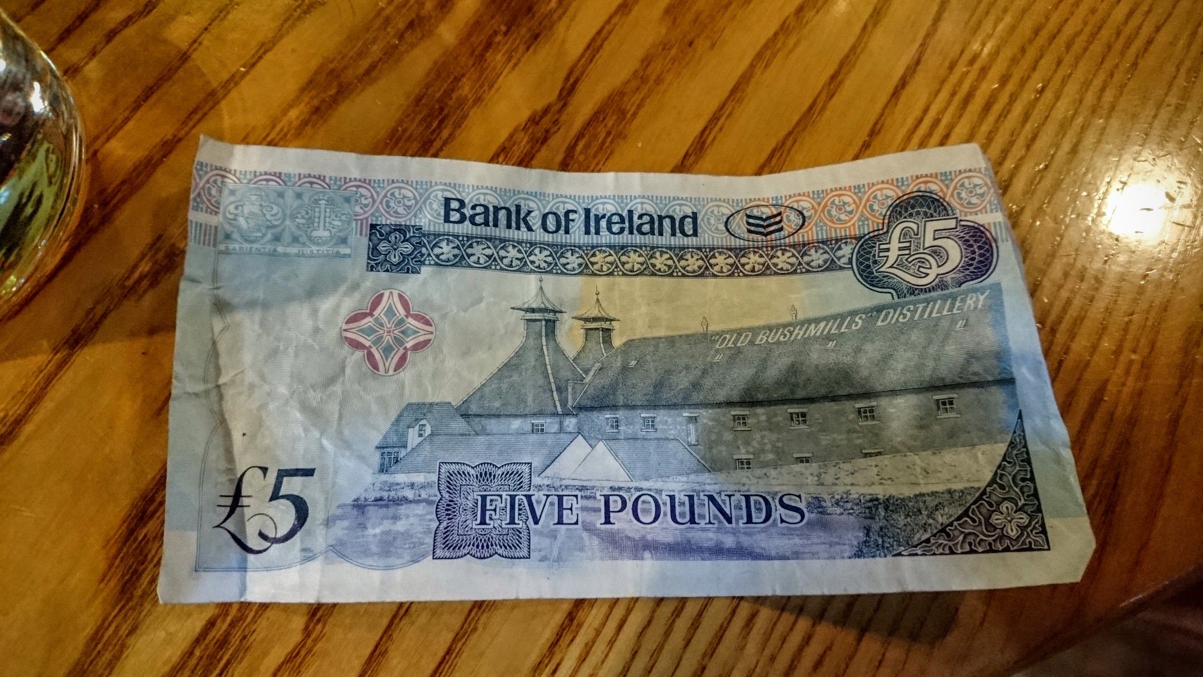 In 2008, the Bank of Ireland issued a special "Bushmills Series" in commemoration of the 400th year since the distillery went into production. They are still in circulation today, and coincidentally, we had one in our pockets.