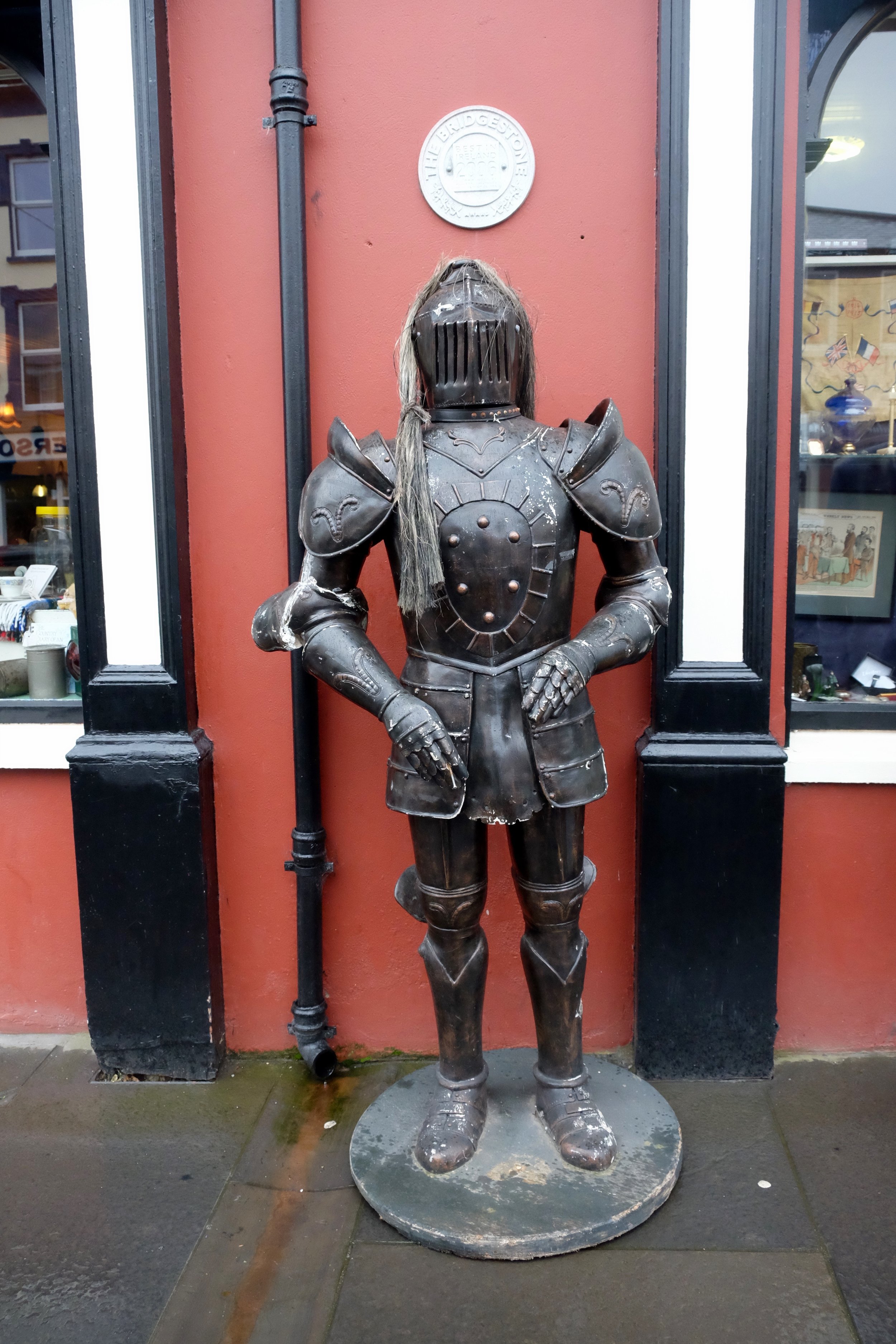 "I used to be a knight like you. Then I took a shrubbery to the Ni."