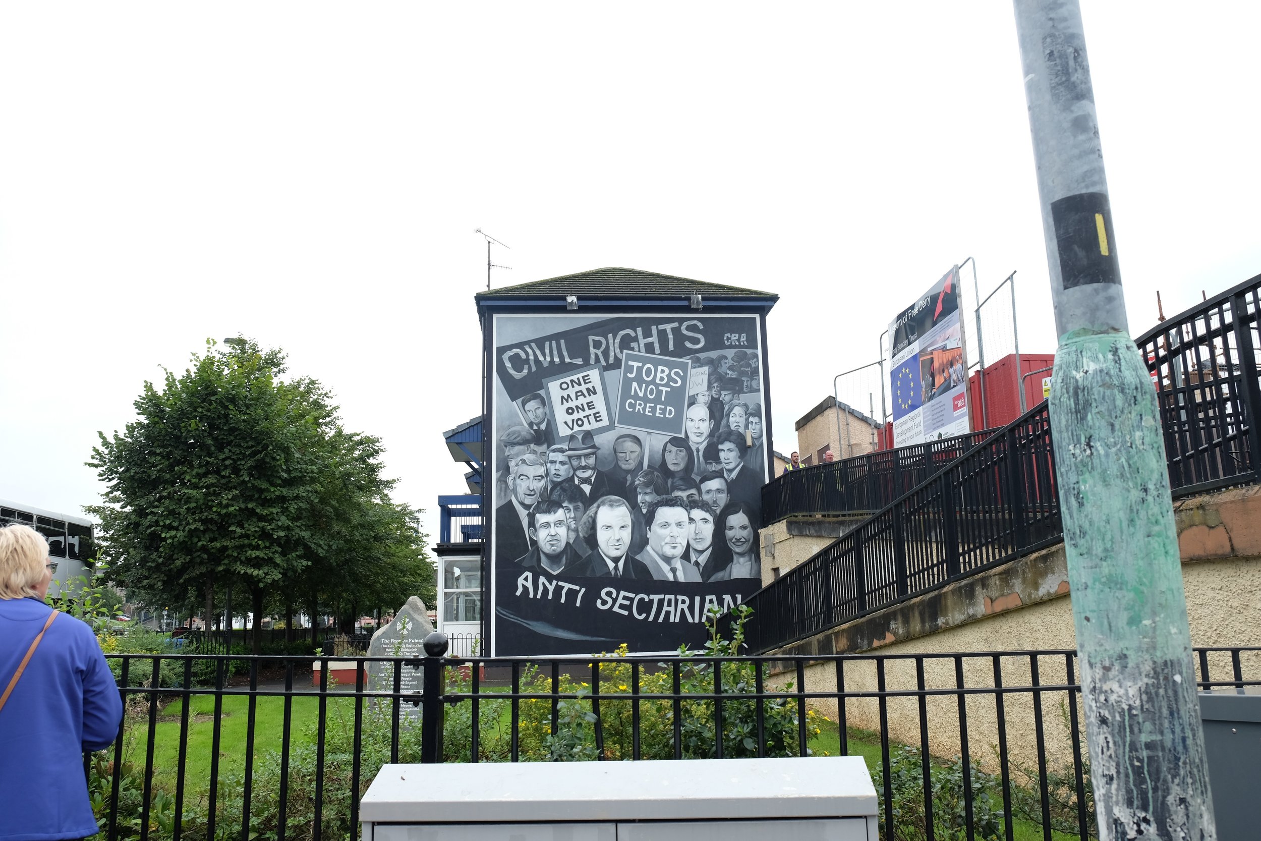 The Civil Rights Mural commemorates the beginning of the struggle for democracy in the Bogside.