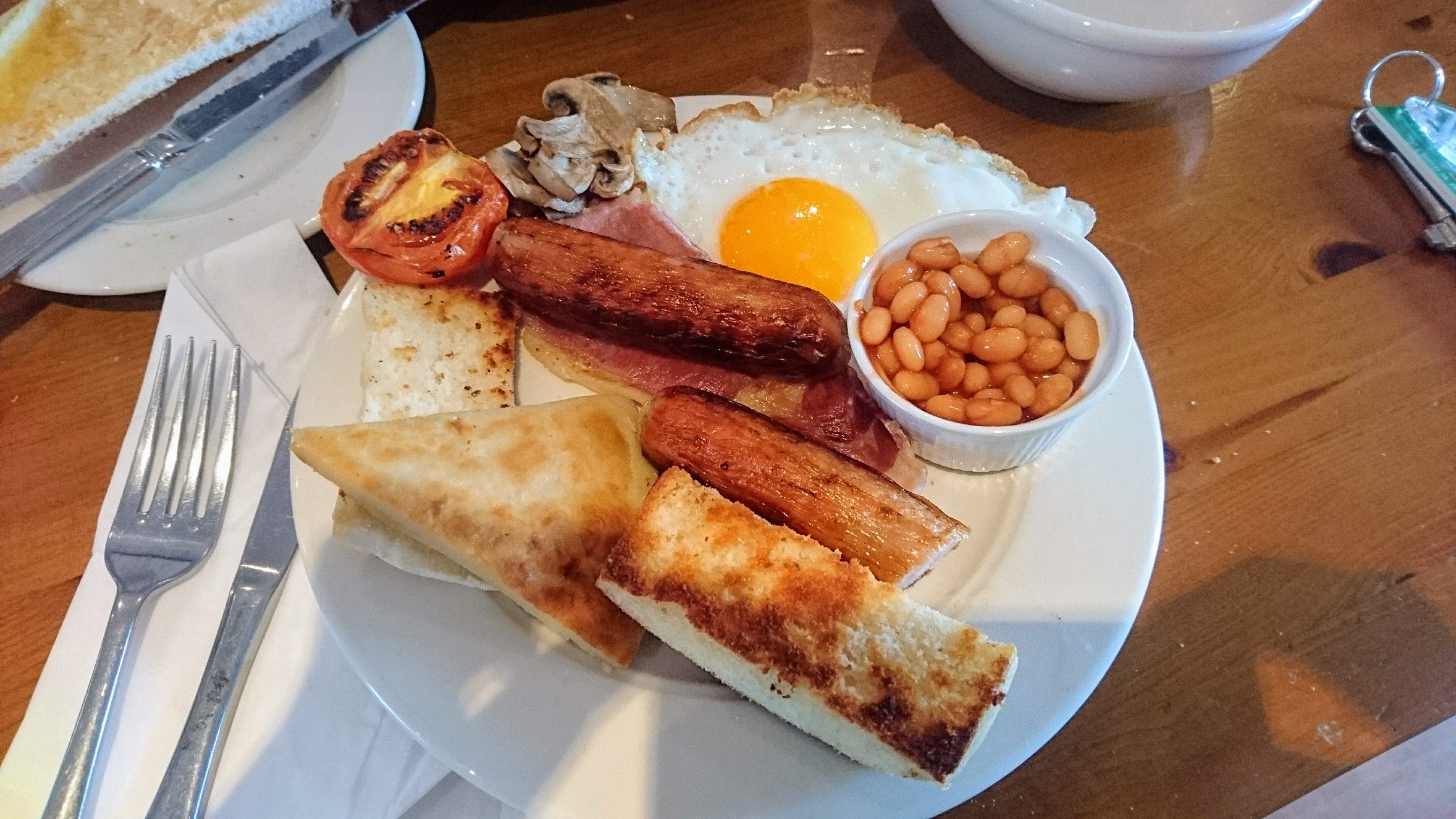 Actually, there was a pang of nostalgia during breakfast, when we realised that this would be our last Ulster Fry. 15 days. 15 frys. We earned each one.