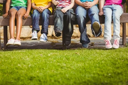 43914595_S_schoo_Feet_Shoes_Children.jpg