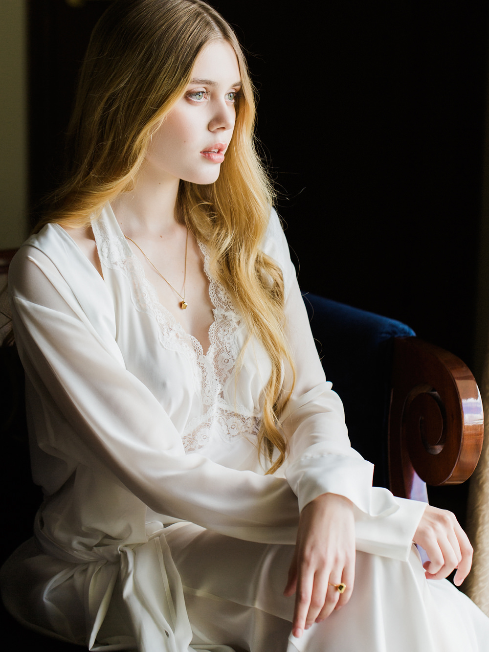 timeless bride wedding portrait