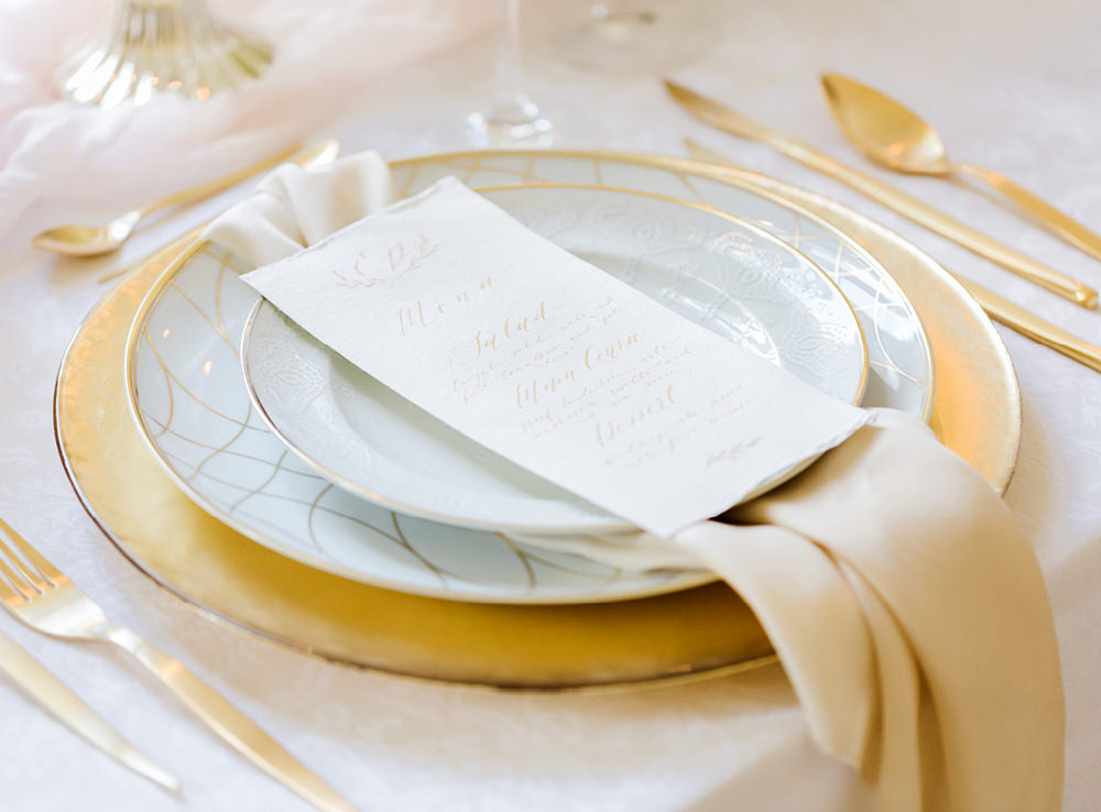 elegant wedding tablescape at palacio estoril