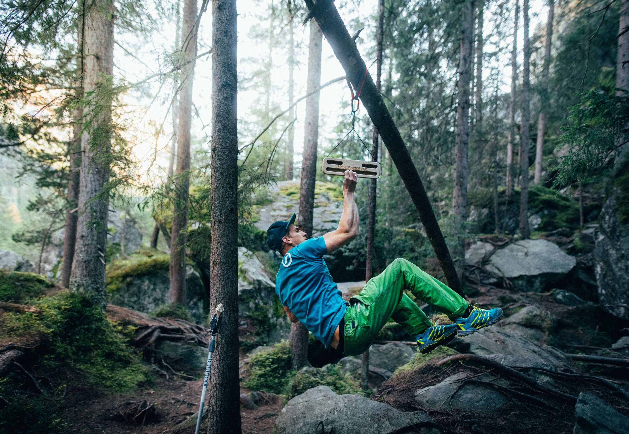 problemsolver-portable-hangboard-fingerboard-gripstrength-fingerstrength-hanzo-jangruber-magicwoods.jpg