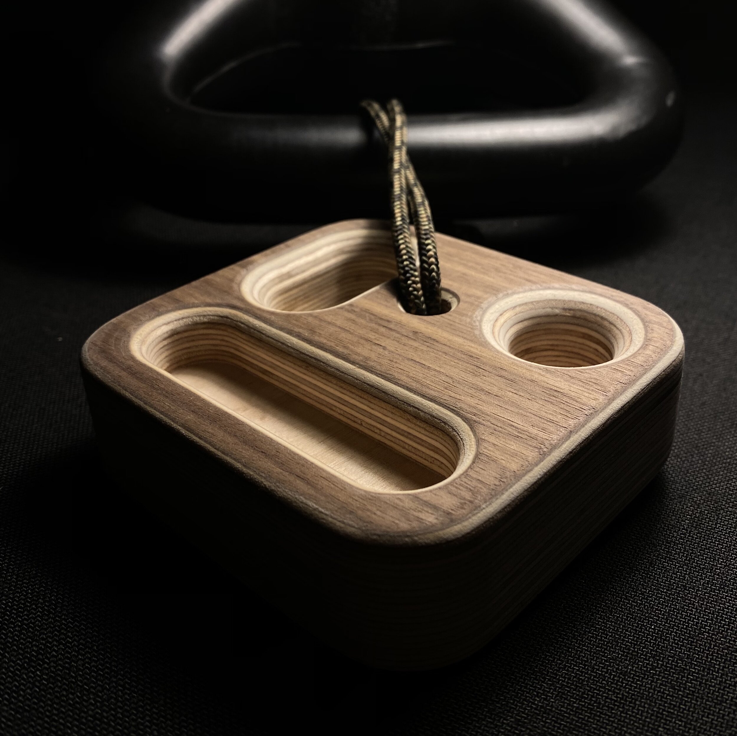 mr_robot_problemsolver-portable-training-hangboard-fingerboard-fingertraining-climbing-bouldering-bouldern-klettern-arrampicata-wood-12