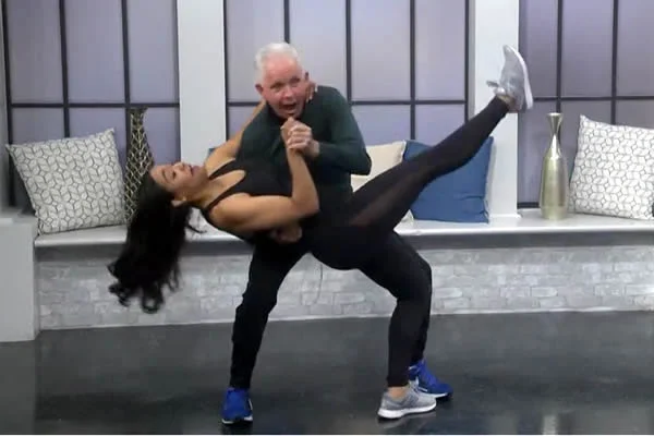 Box Lunge Tones the Butt and Thighs