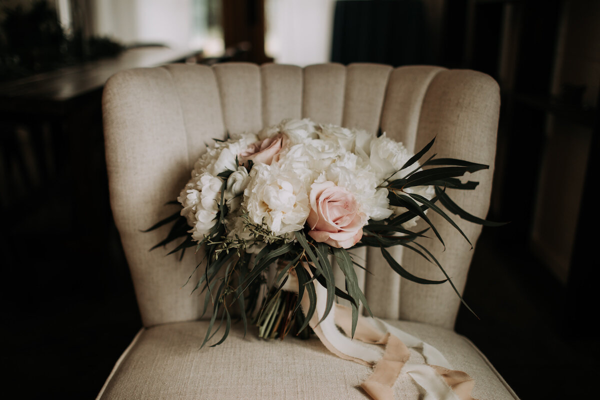 Sainte Terre Brides Bouquet Inspo.jpeg