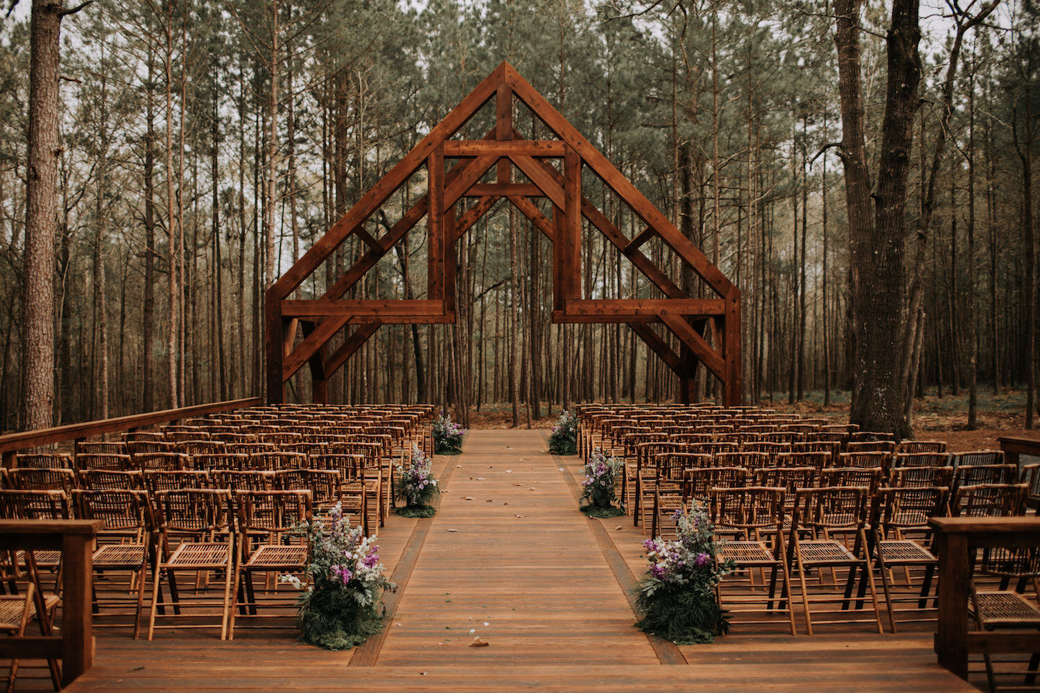 Sainte Terre Outdoor Chapel.JPG