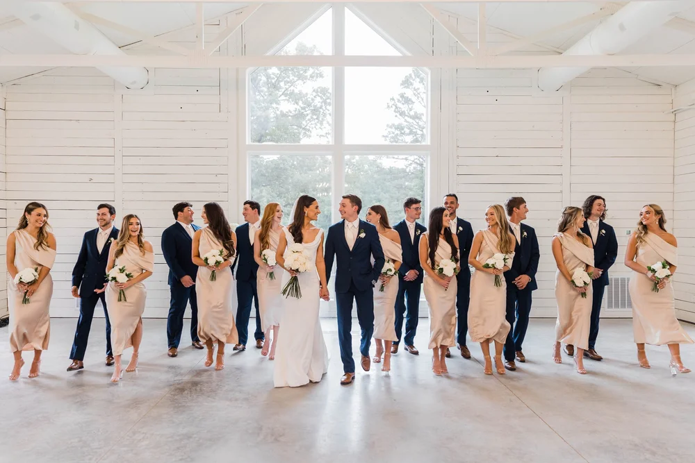 Wedding photography at Sainte Terre by Lauren Rinaudo