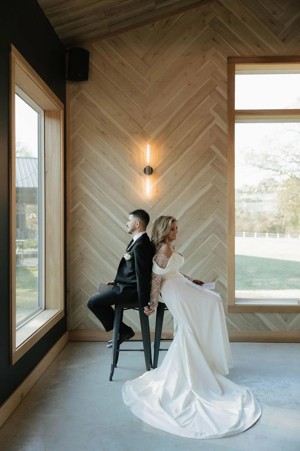 Wedding photography at Sainte Terre by Breanna Geisert