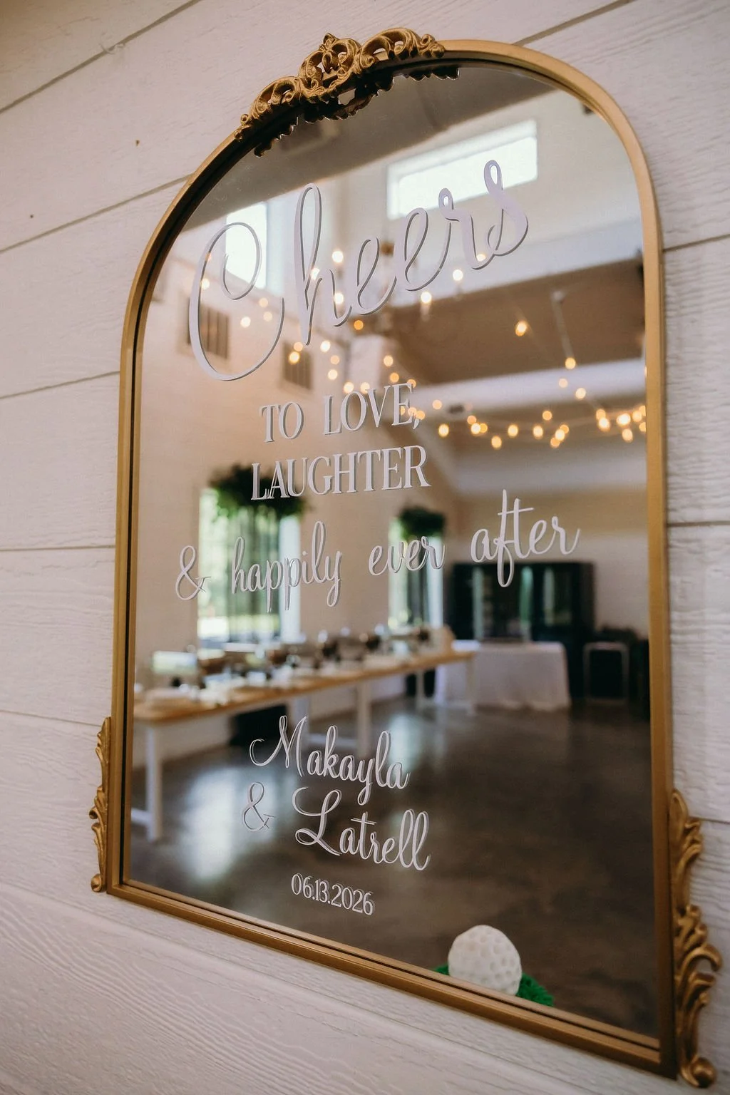 23-gold-mirror-welcome-sign-at-a-black-and-white-wedding-reception-at-the.jpg
