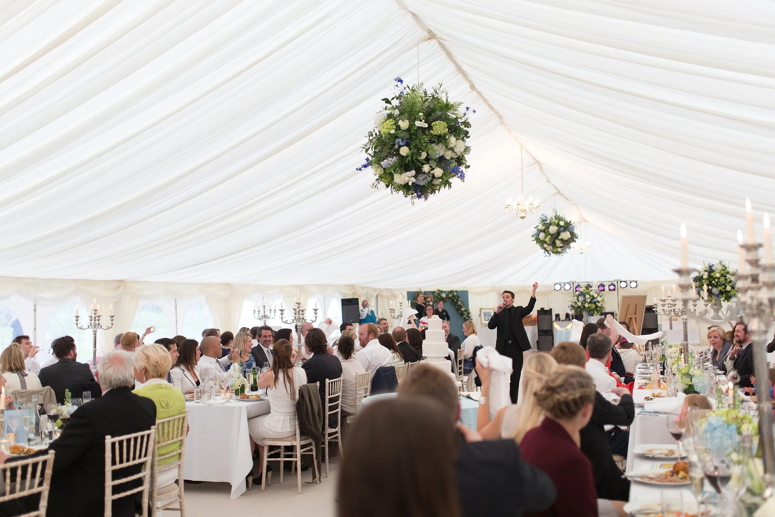 HANGING_CHANDALIER_BALL_MIRIAM_FAITH_WEDDING_FLOWERS.jpg
