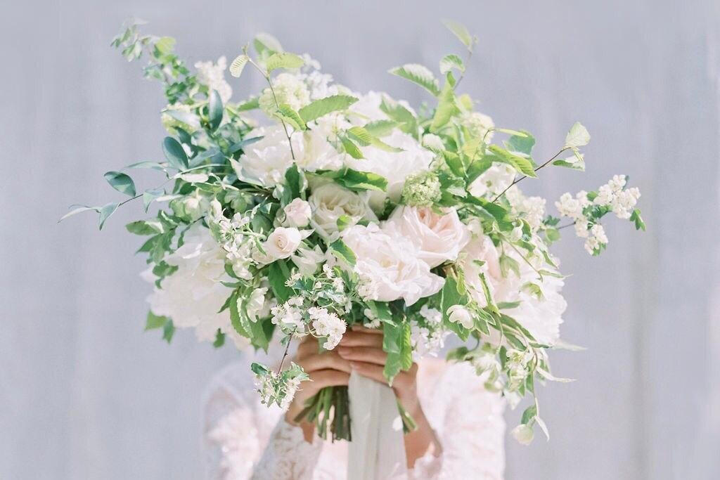 miriam-faith-floral-design-bridal-bouquet-white-green.jpeg