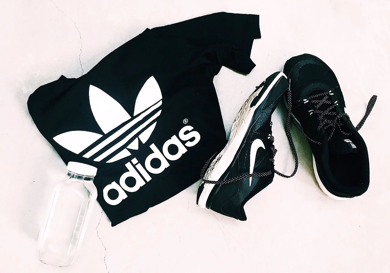 How to Build One Bad-Ass Workout (WITHOUT a Trainer)