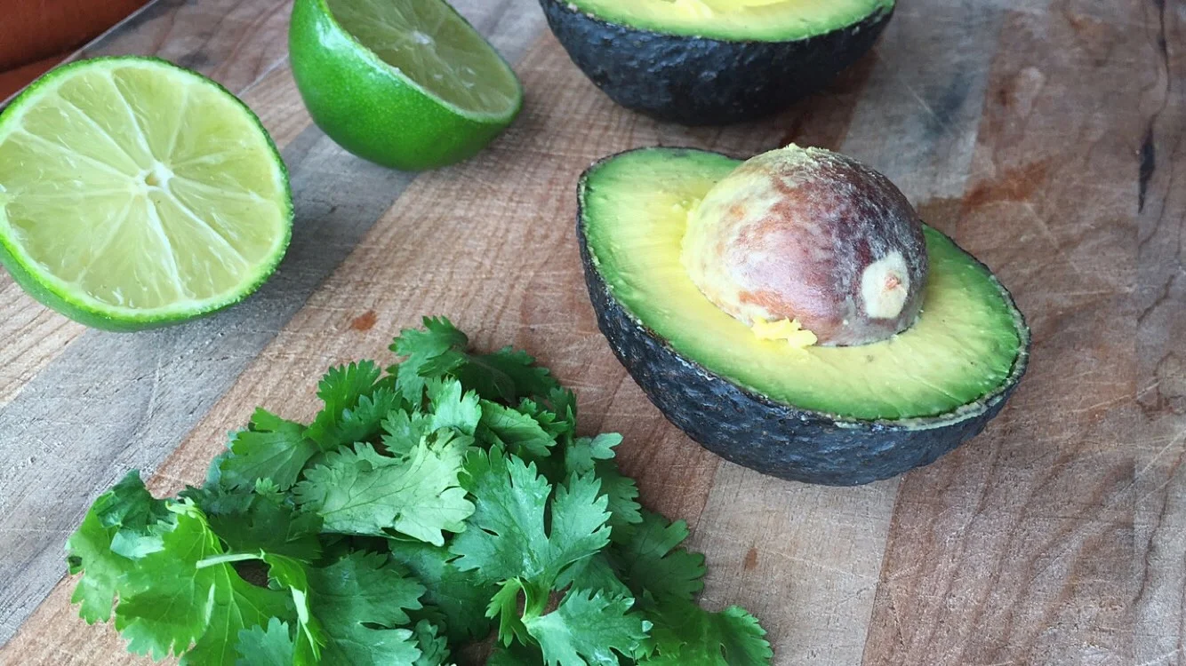 Stupid-Easy Guacamole