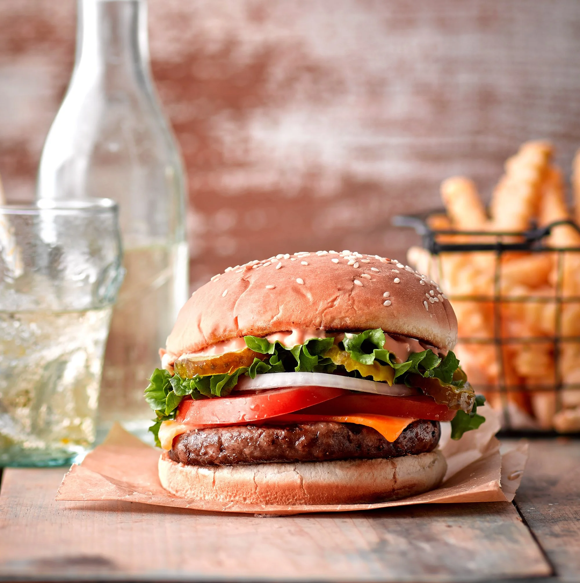 CLASSIC BURGER SQUARE.jpg