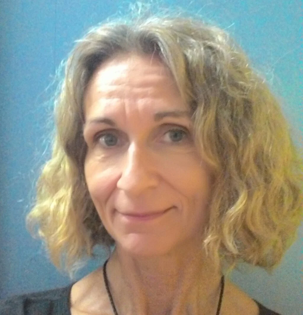   Susanne Janson - Styrelseledamot    Jag har drivit Happy Child Home tillsammans med Hans, Wow och vår fantastiska personal sedan start.  Jag förlorade mina två döttrar Eleonor och Josefin, deras pappa Johan, hans fru Sara, Saras dotter Matilda och 