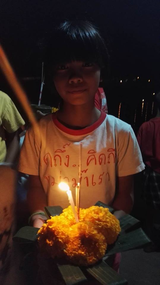 Faa Loi Kratong.jpg