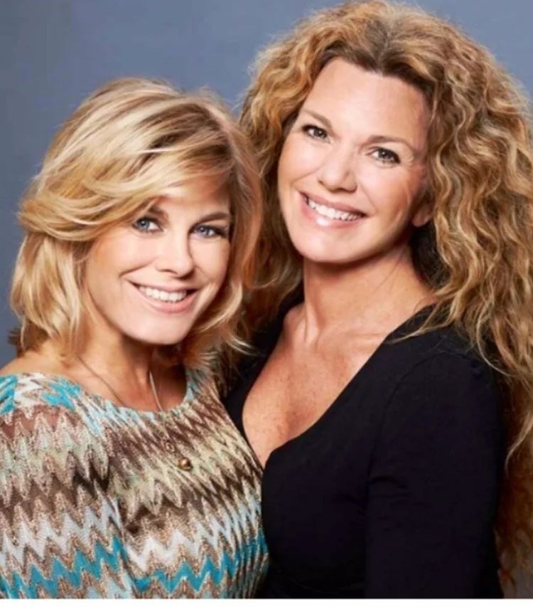 MiNilla - Rundar upp