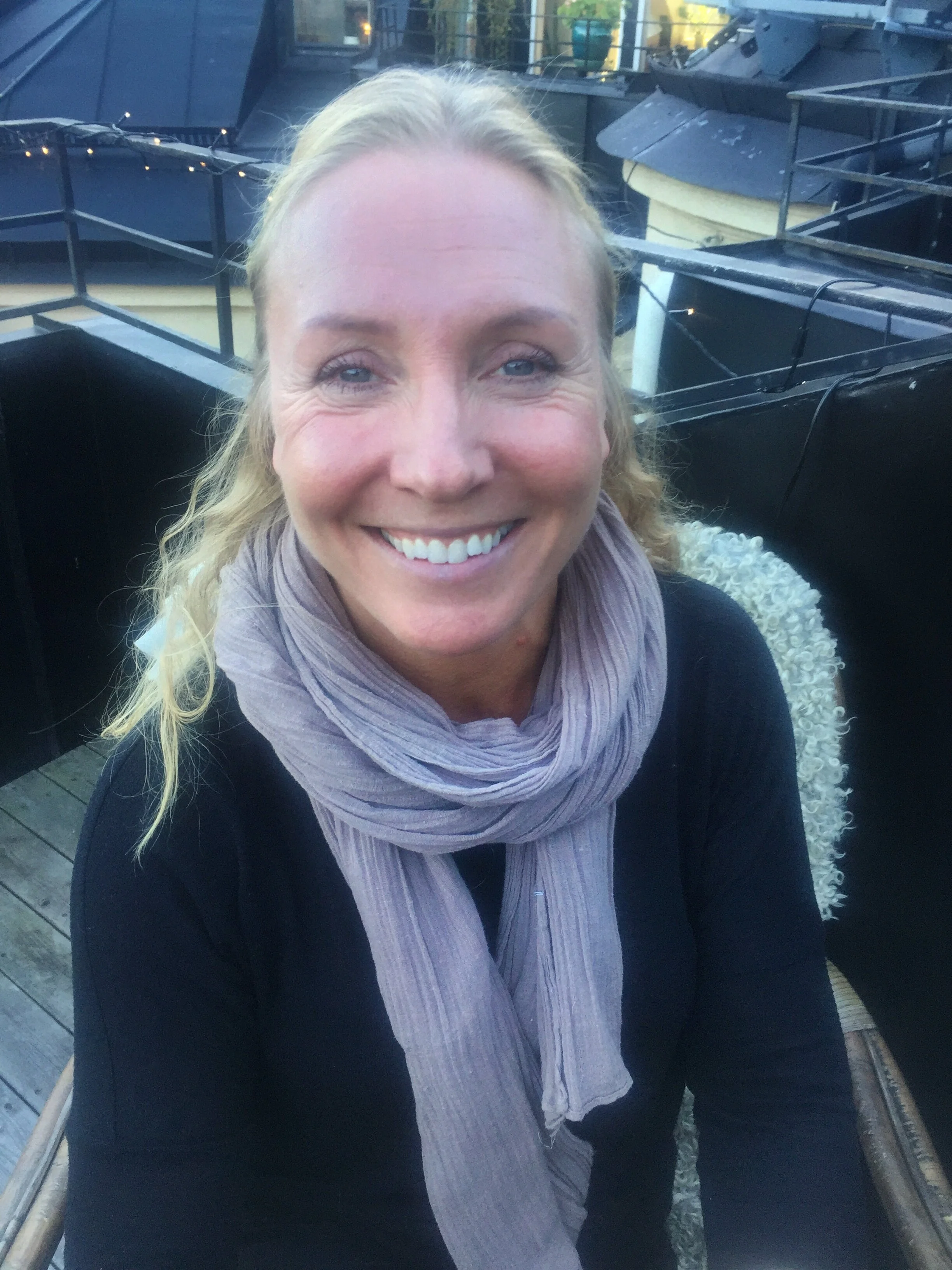   Susanne Karlfeldt - Ordförande    Jag kom i kontakt med Happy Child 2015 då jag var volontär på Happy Child Home under fyra månader.  Jag förstod redan innan jag åkte att den här upplevelsen skulle påverka mig på många sätt, men jag kunde inte ana 