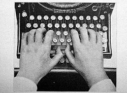 250px-UnderwoodKeyboard