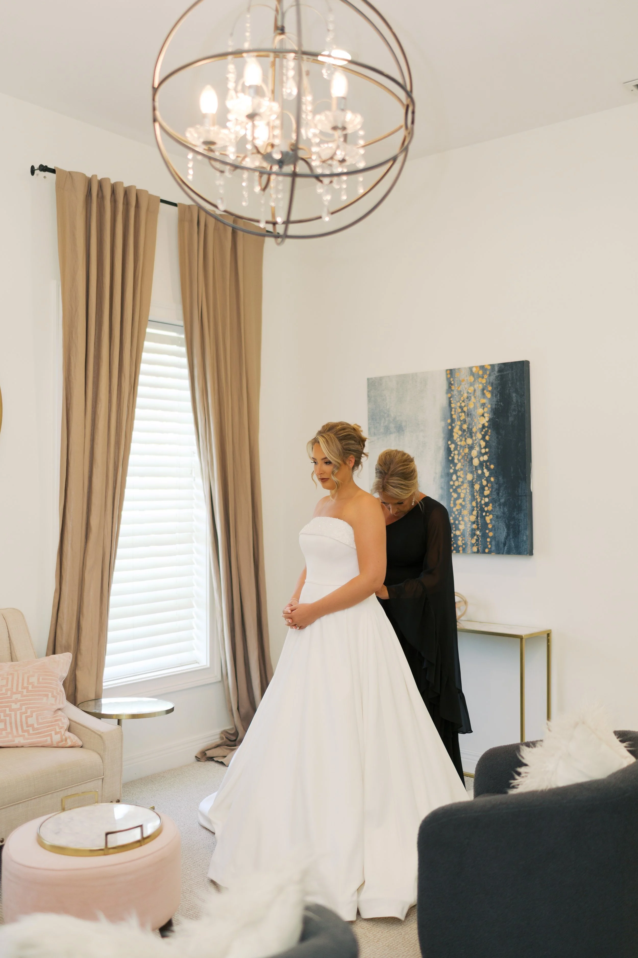 The Pepmeiers - Wedding Party Prep 110.jpg