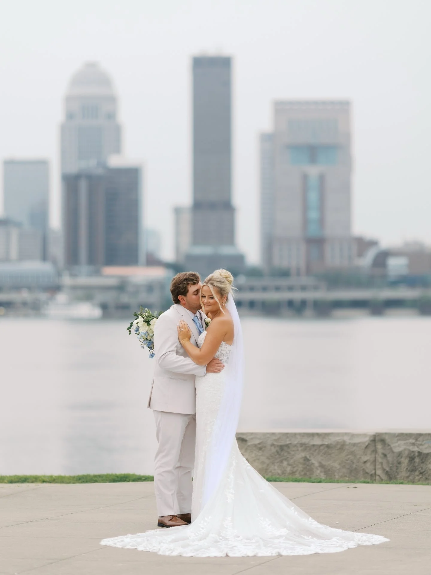 The Armstrongs 07.25.2026

#indianaweddinghotographer #southernindianaphotographer #southernindianaweddings #louisvillephotographer#louisvilleweddingphotographer