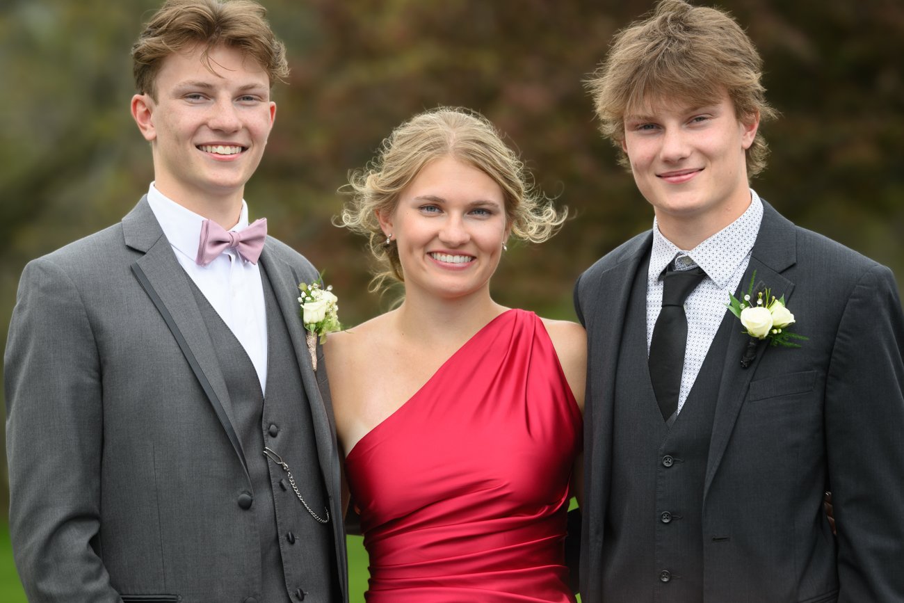 LOWRES PROM23 NCCHS-34.jpg