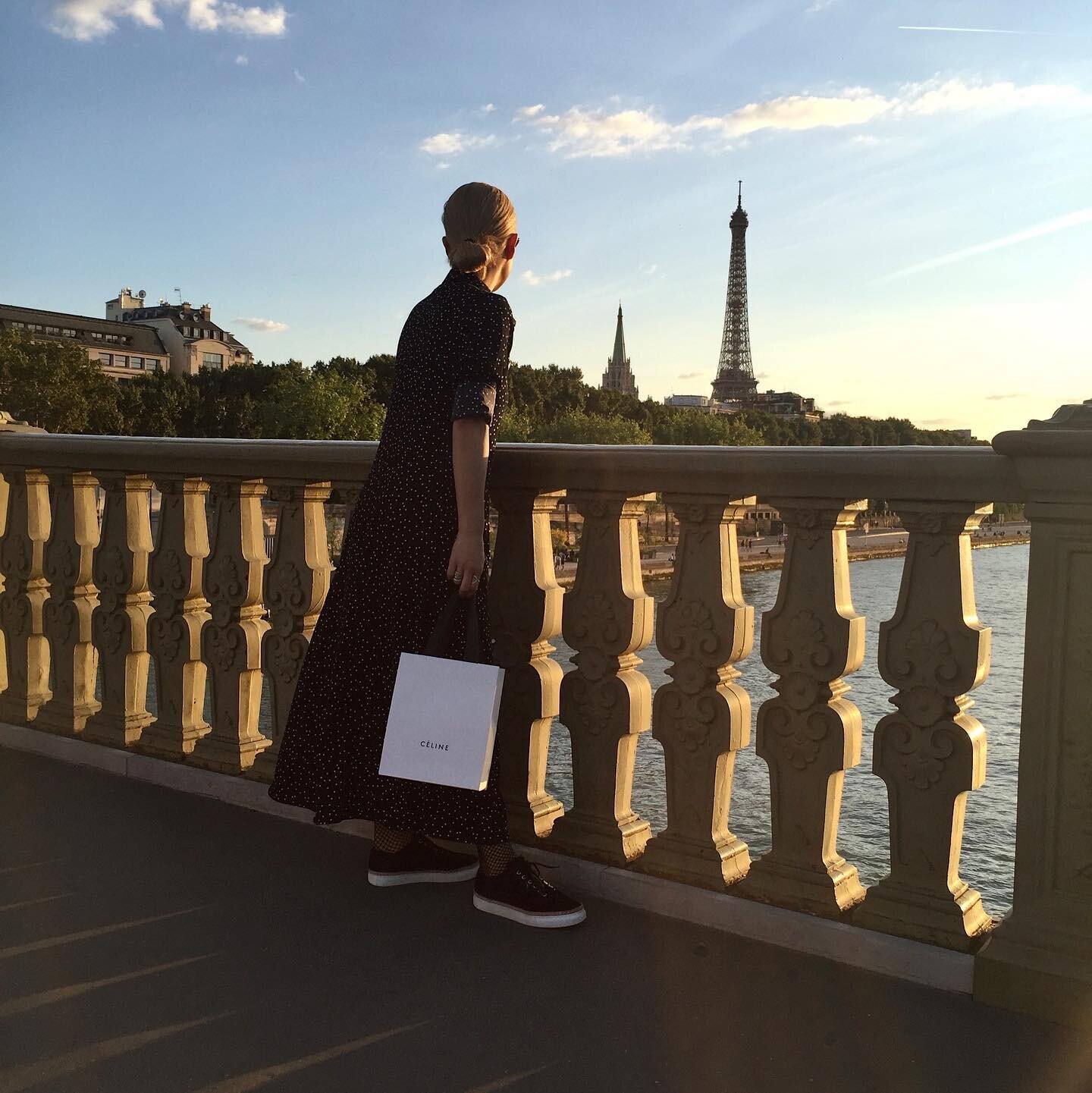 ... It was a dreamy evening date with @oldceline in Paris...💭🇫🇷💭 #vaulteriearchives #vaulterietravels