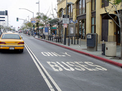 Photo by Complete Streets .