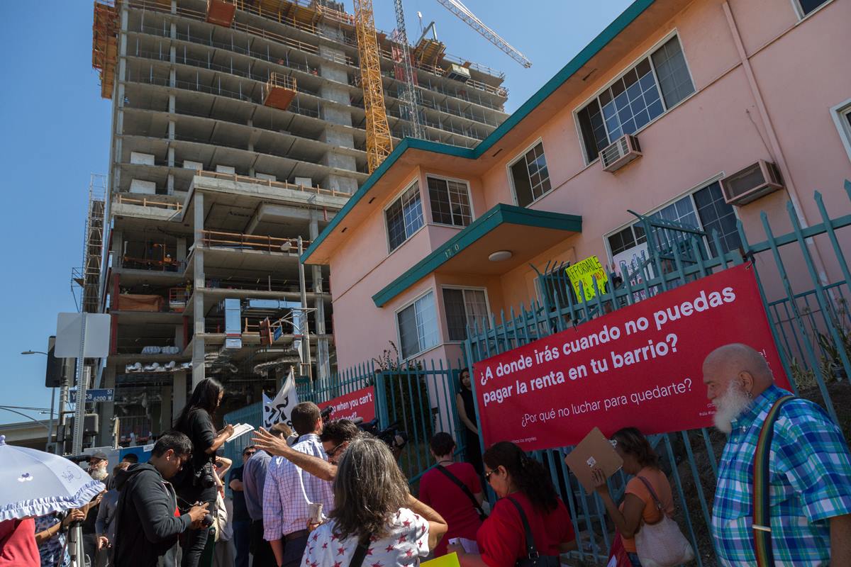 A photo from the anti-Build Better LA press conference held at the Yucca-Argyle apartments on July 19th, 2016.